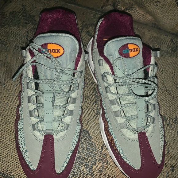 Nike Shoes - Pre owned Nike air max 95 women size 9